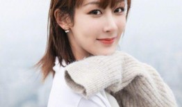 娱乐吃瓜杨紫赵丽颖,娱乐圈的“瓜王”对决，谁才是真正的吃瓜达人？