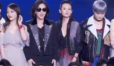 娱乐圈吃瓜故事真的假的,真假难辨的娱乐江湖揭秘